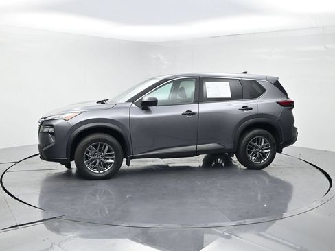 Used 2026 Nissan Rogue S FWD image 3