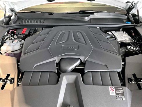 New 2026 Porsche Cayenne image 20