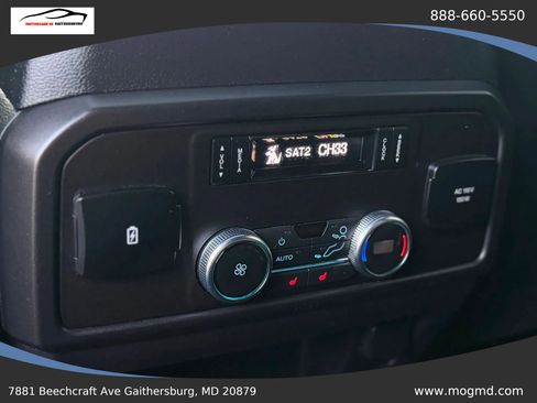 Used 2018 Ford Expedition Limited w/ Equipment Group 301A AWD/4WD image 35