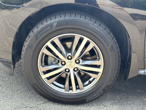 Used 2020 INFINITI QX60 Luxe w/ Essential Package FWD image 10