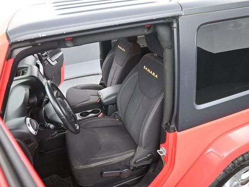 Used 2013 Jeep Wrangler Sahara w/ Connectivity Group AWD/4WD image 11