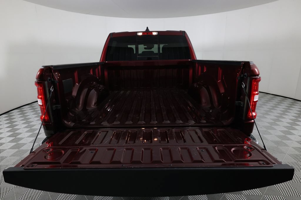 Used 2026 RAM 1500 Big Horn AWD/4WD image 7