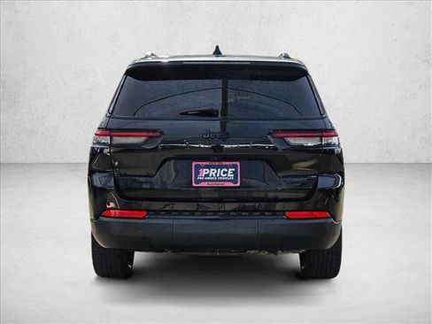 Used 2023 Jeep Grand Cherokee L Limited w/ Luxury Tech Group II AWD/4WD image 6