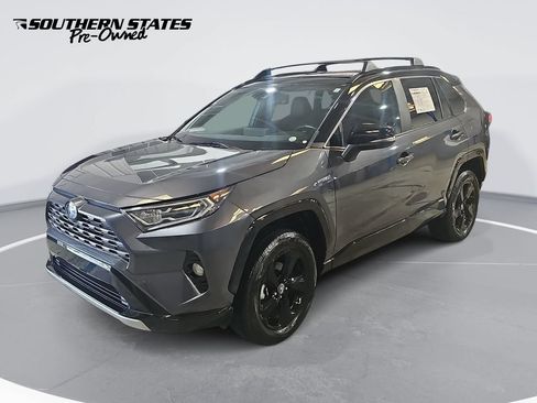 Used 2019 Toyota RAV4 XSE w/ XSE Weather Package AWD/4WD image 1