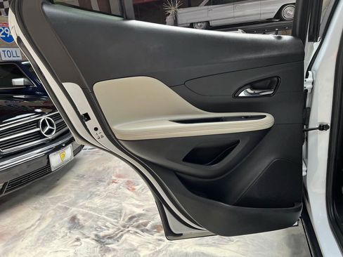 Used 2018 Buick Encore Preferred FWD image 28