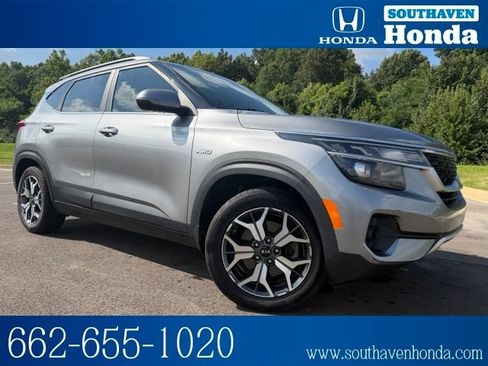 Used 2021 Kia Seltos EX AWD/4WD image 1