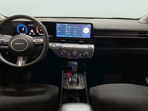 Used 2026 Hyundai Kona SE FWD image 13