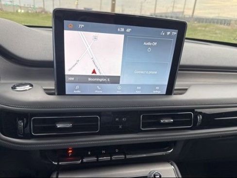 Used 2020 Lincoln Aviator Reserve w/ Equipment Group 202A image 5