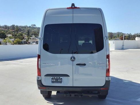New 2024 Mercedes-Benz Sprinter 144 Cargo image 6