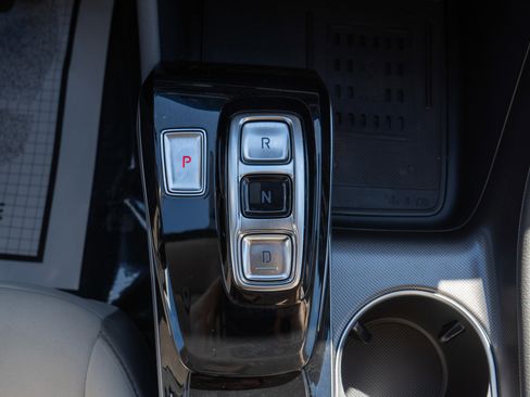 Used 2023 Hyundai Sonata SEL w/ Convenience Package image 13