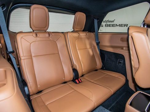 Used 2023 Lincoln Aviator Black Label w/ Dynamic Handling Package image 22