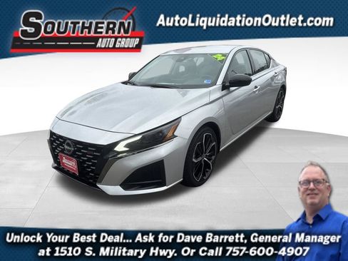 Used 2024 Nissan Altima 2.5 SR image 1