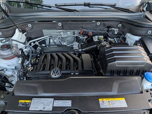 Certified 2023 Volkswagen Atlas SEL AWD/4WD image 10