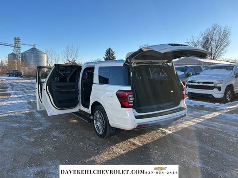 Used 2022 Ford Expedition Max Platinum image 25