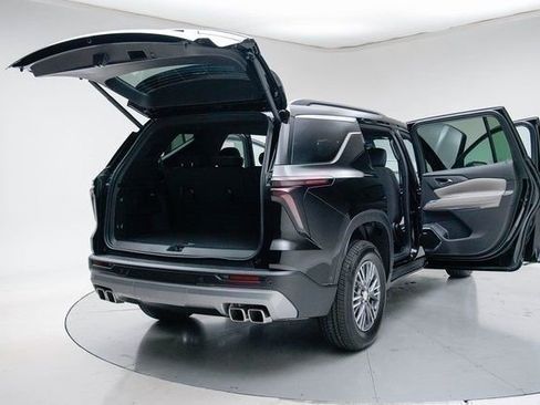 New 2026 Chevrolet Traverse LT w/ Enhanced Driving Package image 22