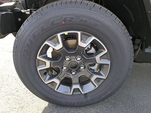 New 2026 Jeep Gladiator Sport AWD/4WD image 36