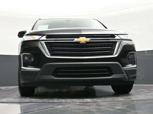 Used 2023 Chevrolet Traverse LS image 28