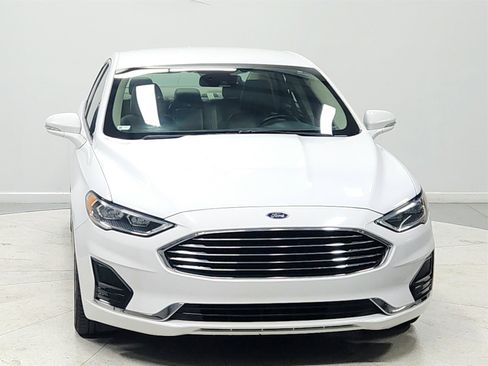 Used 2019 Ford Fusion SEL image 2