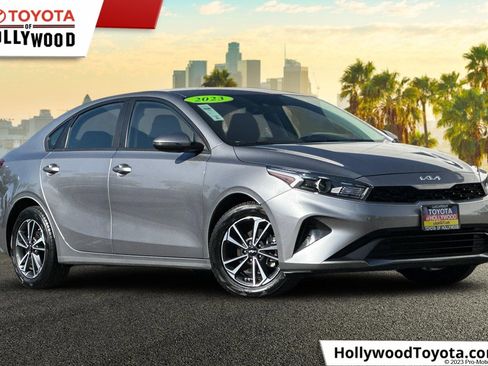Used 2023 Kia Forte LXS w/ LXS Technology Package image 1
