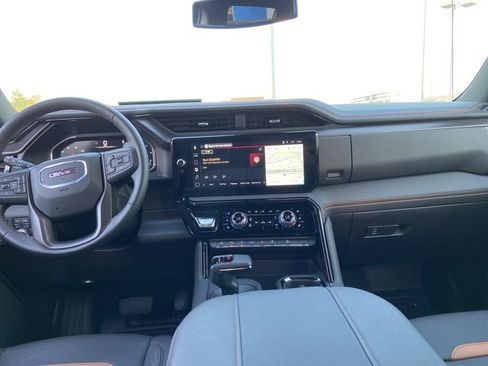 Used 2025 GMC Sierra 1500 AT4 AWD/4WD image 15