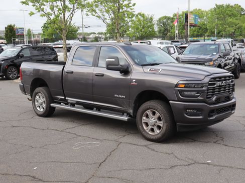 Used 2025 RAM 3500 Big Horn AWD/4WD image 13