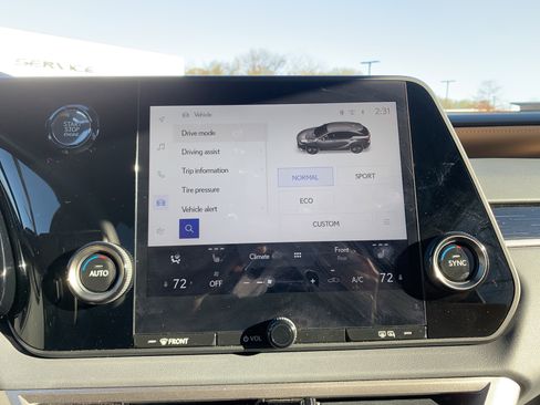 Certified 2025 Lexus RX 350 FWD image 24