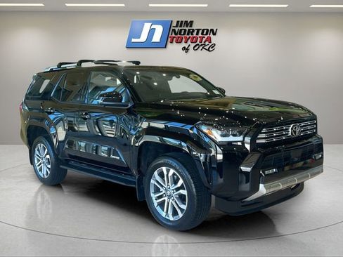 Used 2025 Toyota 4Runner Limited image 3