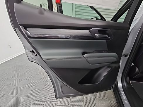 New 2026 GMC Terrain AT4 w/ Convenience Package III image 34