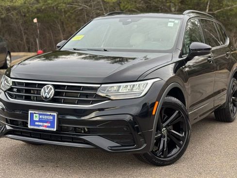 Used 2023 Volkswagen Tiguan SE R-Line AWD/4WD image 1