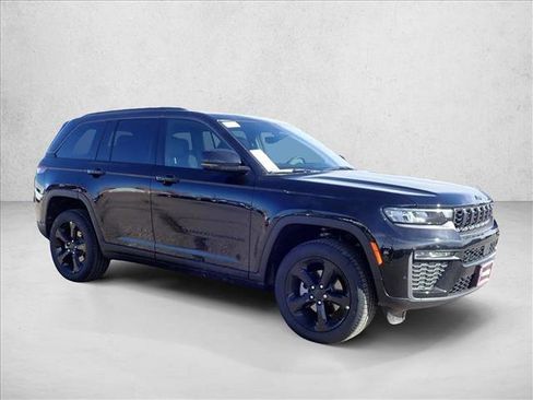 New 2026 Jeep Grand Cherokee Limited w/ Limited Altitude Package image 6