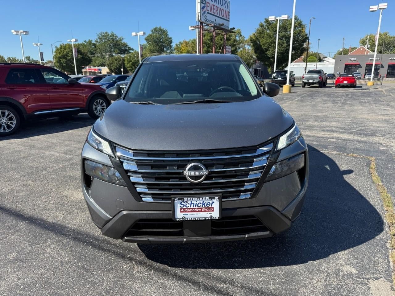 Used 2024 Nissan Rogue S FWD image 9