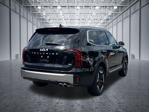 Used 2025 Kia Telluride S AWD/4WD image 23