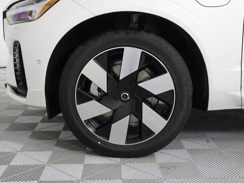 New 2025 Volvo XC60 T8 Plus w/ Protection Package Premier image 13