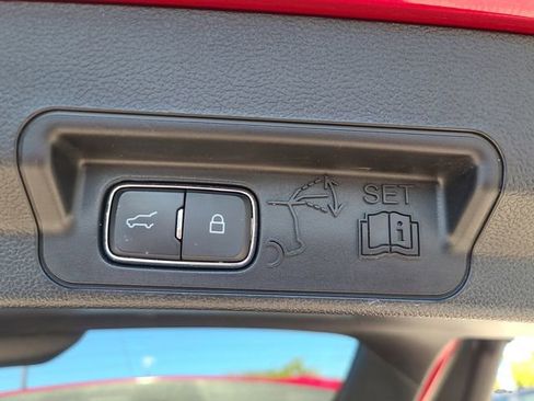 Used 2023 Ford Explorer Limited w/ Equipment Group 301A image 34