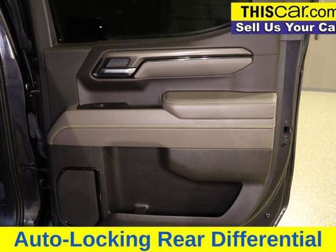 Used 2022 Chevrolet Silverado 1500 ZR2 w/ Technology Package image 28