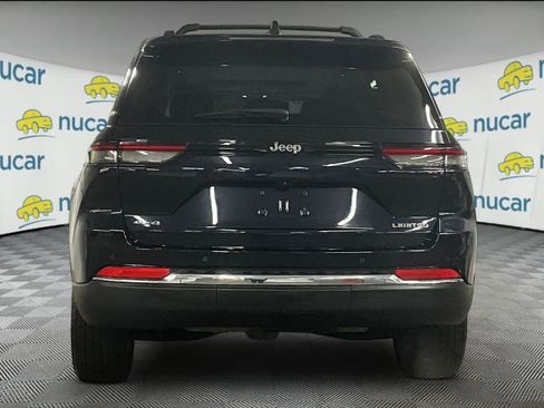 Used 2024 Jeep Grand Cherokee Limited image 5