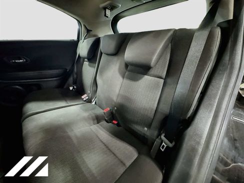 Used 2016 Honda HR-V LX image 24