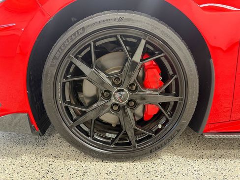 Used 2020 Chevrolet Corvette Stingray Premium Cpe w/ 3LT Preferred Equipment Group RWD image 9