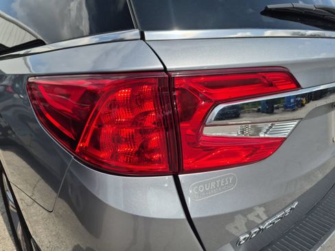Certified 2019 Honda Odyssey EX-L image 7