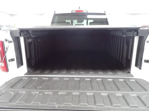 Used 2021 RAM 1500 Laramie image 22