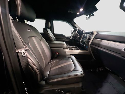 Used 2021 Ford F250 Platinum image 21