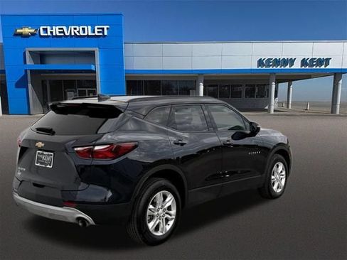 Used 2020 Chevrolet Blazer LT FWD image 5