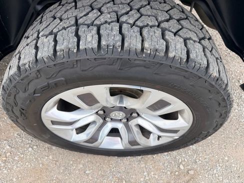 Used 2022 RAM 1500 Limited w/ Off-Road Group AWD/4WD image 17