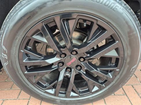 Used 2022 GMC Sierra 1500 Denali image 8