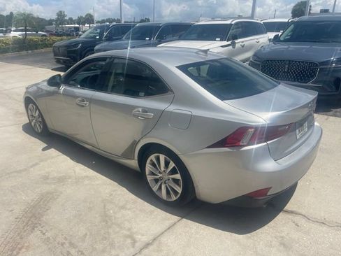 Used 2016 Lexus IS 200t RWD image 4