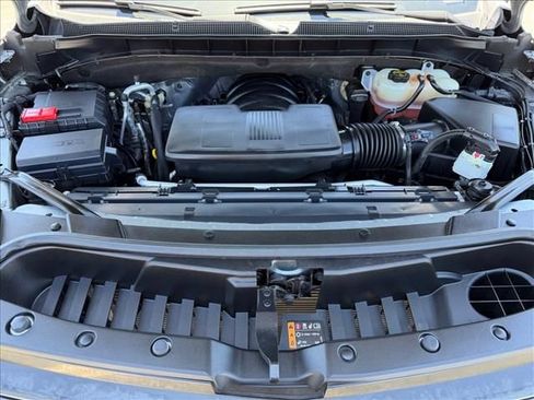 Certified 2025 Chevrolet Suburban LT AWD/4WD image 26