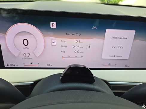 Used 2026 Genesis GV70 3.5T Sport Prestige image 38