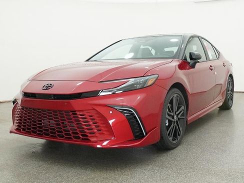 New 2026 Toyota Camry XSE FWD image 32