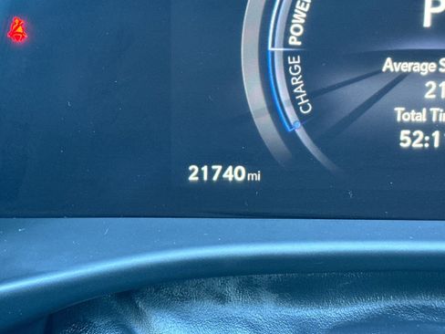 Used 2023 Lexus RZ 450e Premium w/ Technology Package image 31