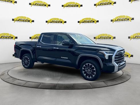 Used 2024 Toyota Tundra Limited AWD/4WD image 7